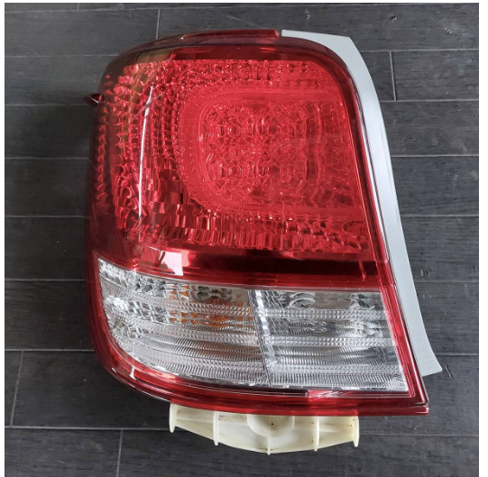 LEFT REAR LAMP
